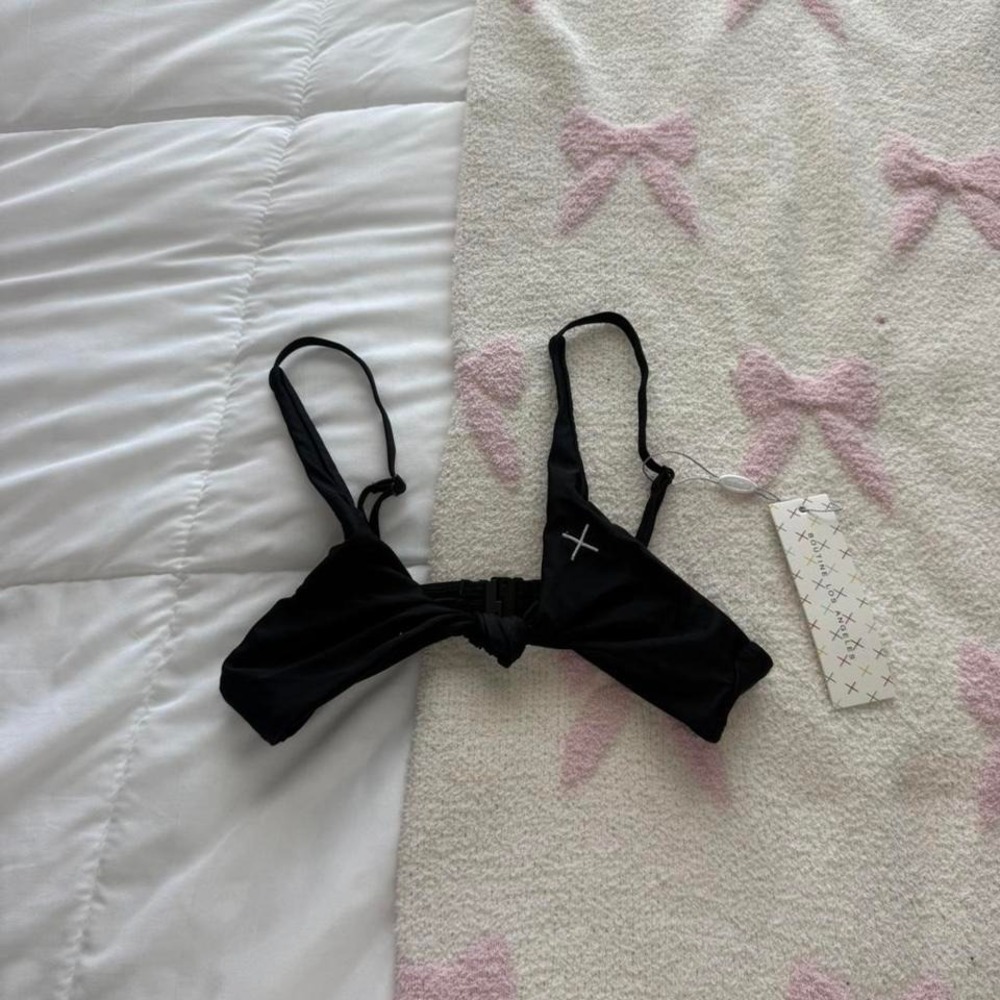 Black BoutinaLa Bikini Twist Top